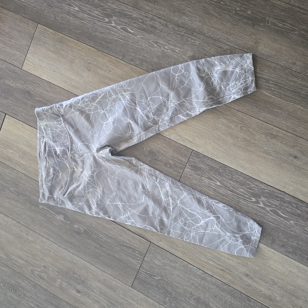 Excellent condition Calvin Klein workout pants.